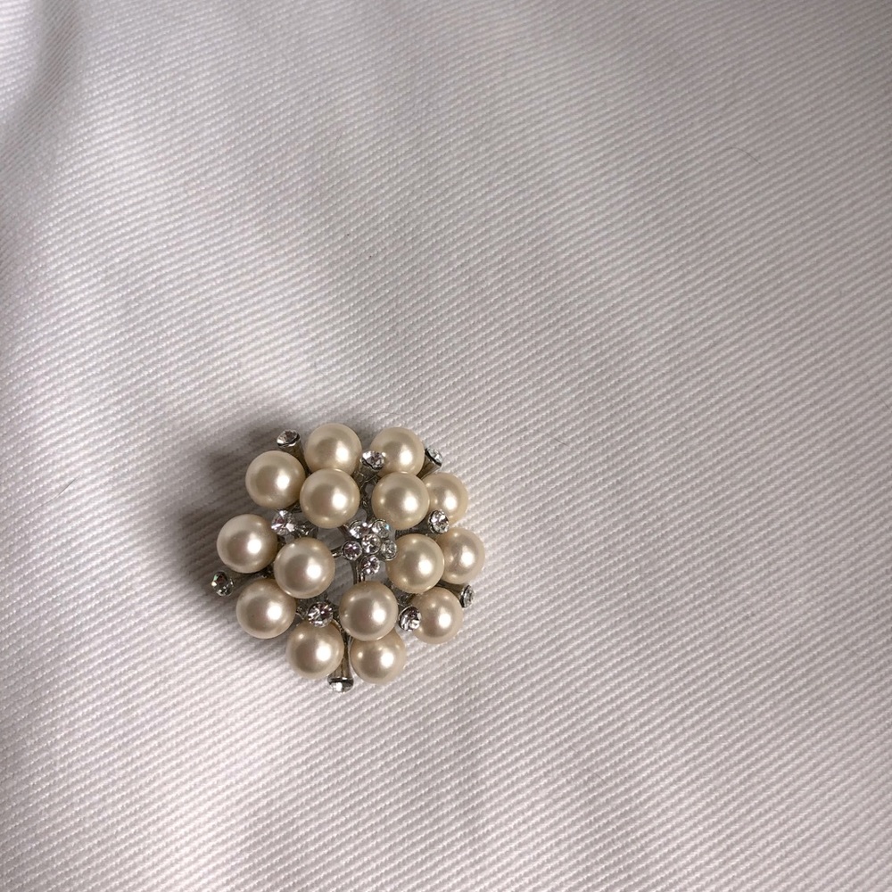 Brooch